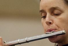 Volwassenen maken samen muziek
