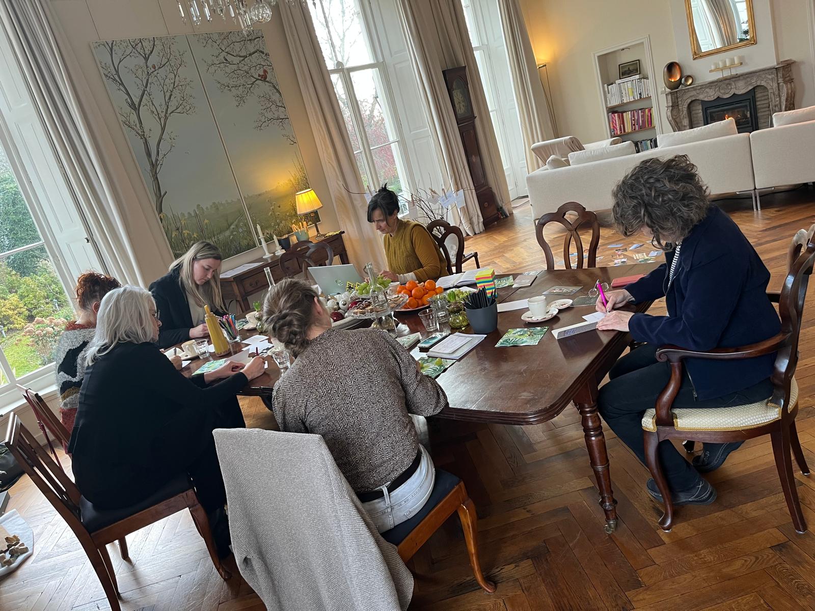 In december organiseerde onze amateurkunstmakelaar Sabine Mezger, in samenwerking met Cultuur Oost, een bijeenkomst voor lokale cultuurverbinders in de Gelderse Stedendriehoek.